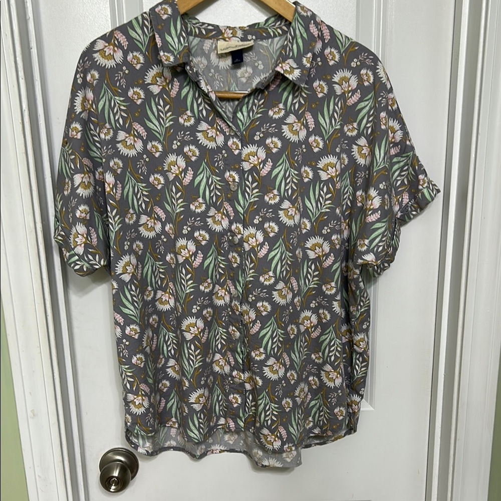 Floral Gray button down Shirt